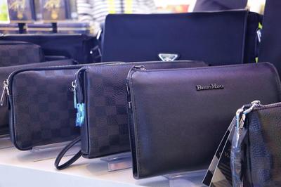 鞍山制造箱包惊艳亮相第七届丝博会，品质与创新赢得市场青睐